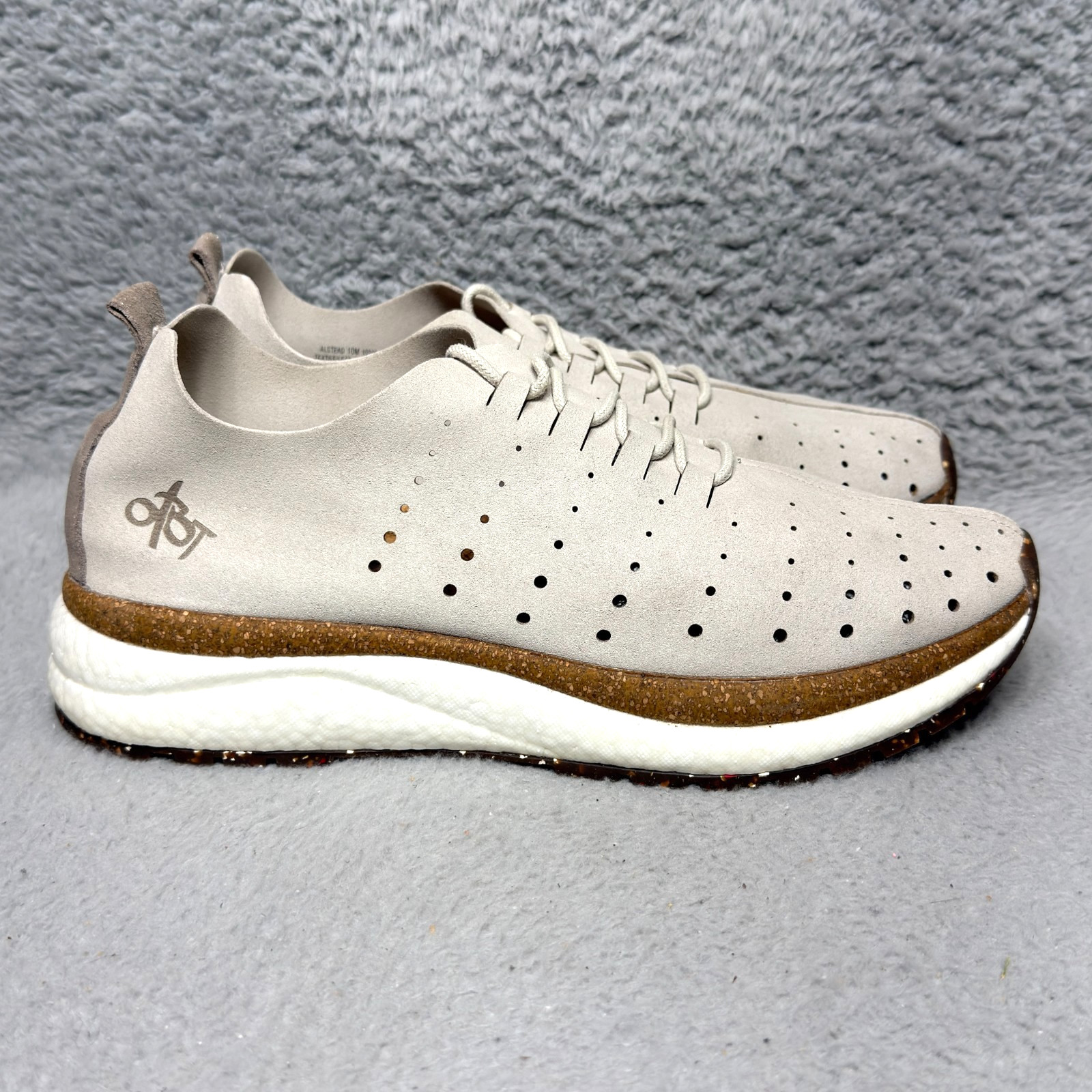 OTBT Alstead Womens Size 10 Sneakers Shoes Dove Gray Textile Leather Comfort