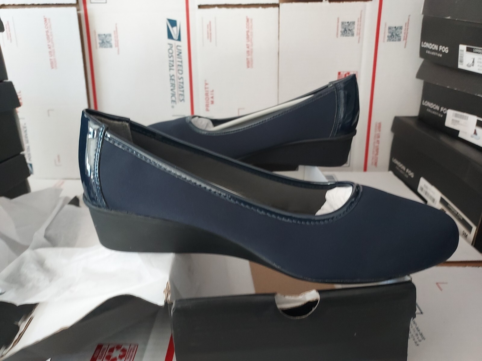 LONDON FOG Chester NAVY BLUE Neoprene Dress Wedge womens size 10 M, #trl8