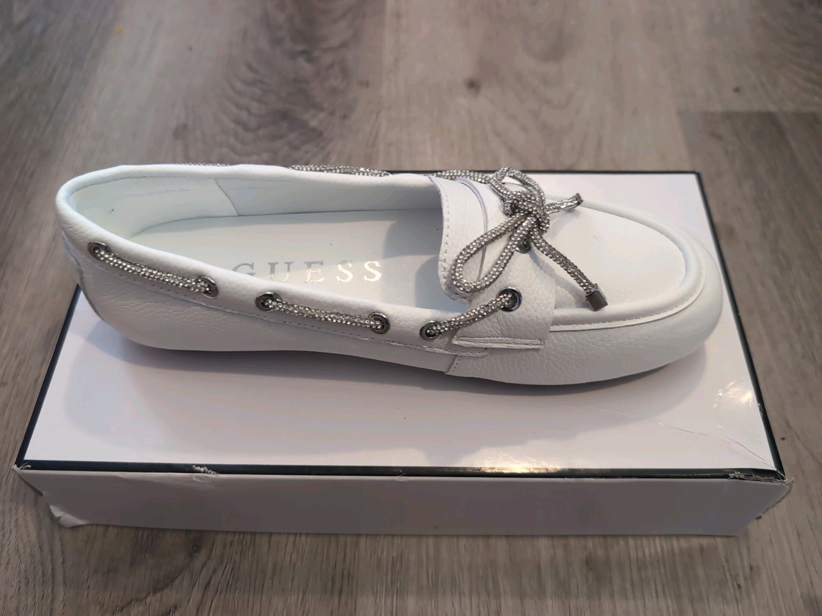 GUESS Lavonta Boat Shoes Women’s Size 6M