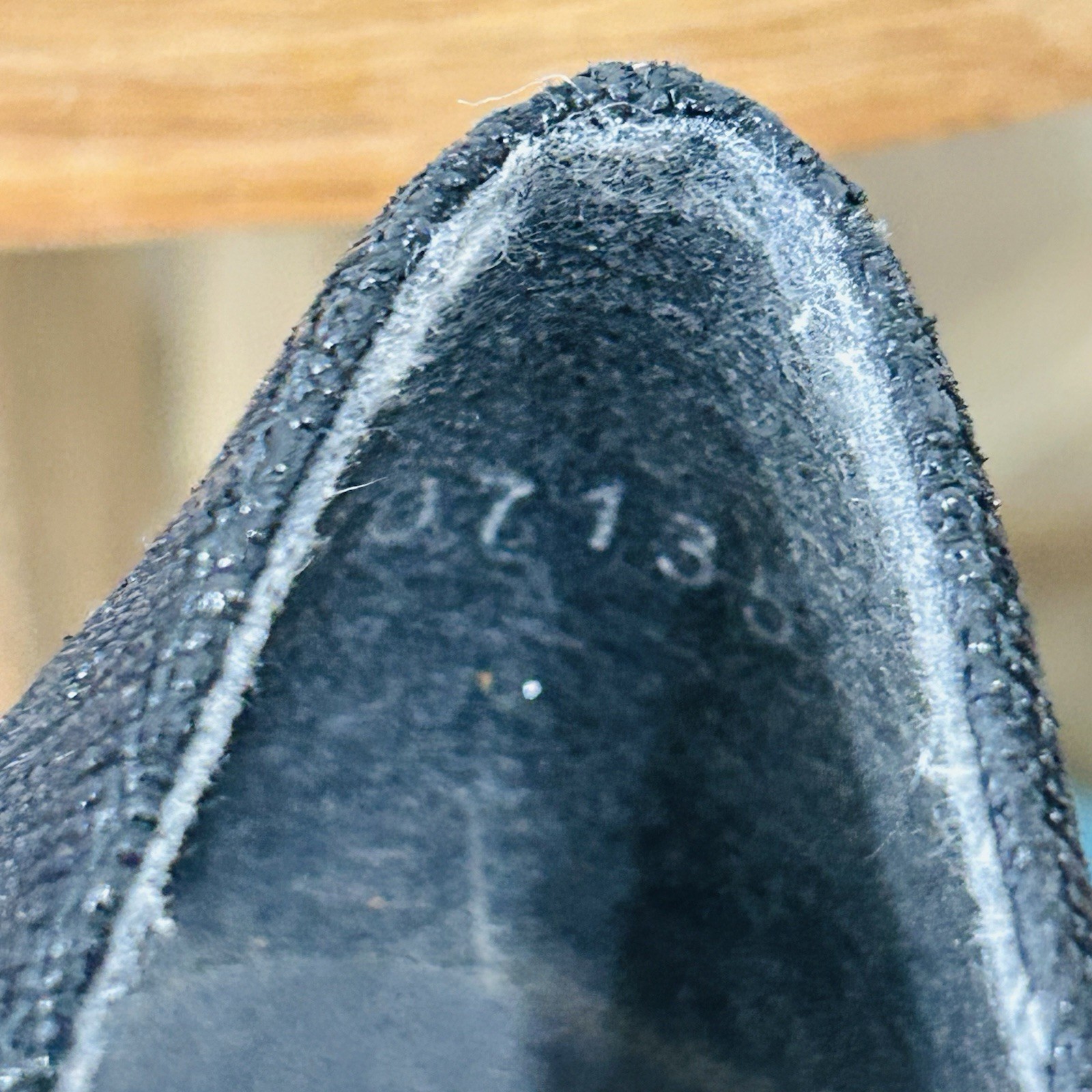 Vintage 1990s Black Stuart Weitzman Textured Poco Kitten Heels Size 8.5