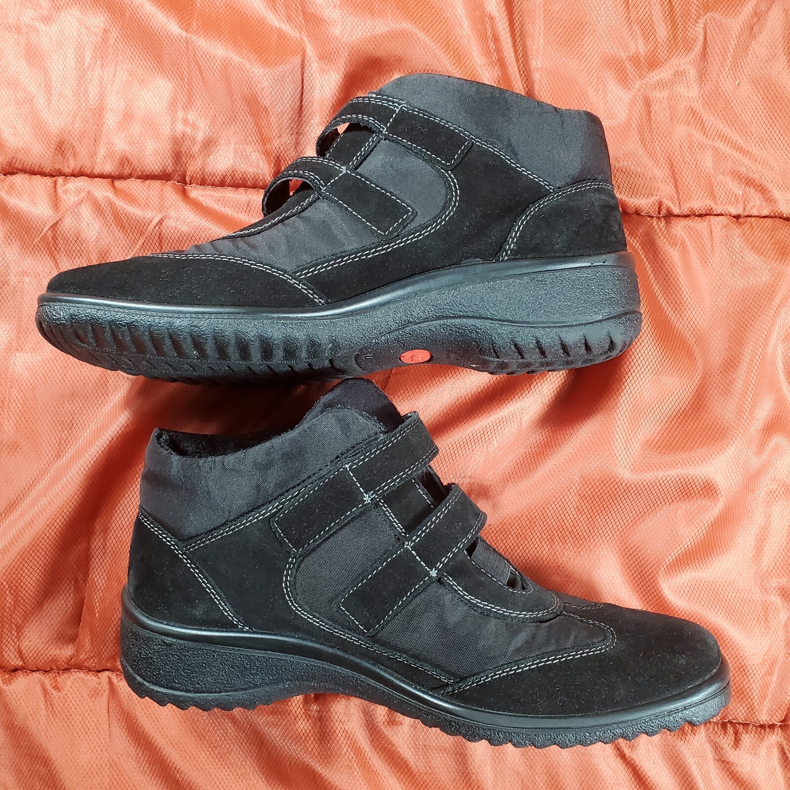 ARA Marion Women’s Size 7.5 GORE-TEX® Hook & Loop Strap Boot MSRP: $179.95