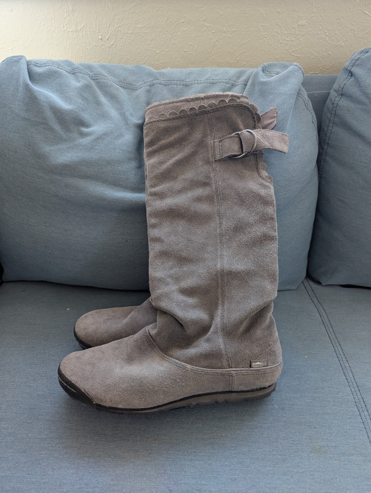 Simple Womens Sz 8 Tall Boots Gray Suede Leather Ruffle Winter Fall scallop