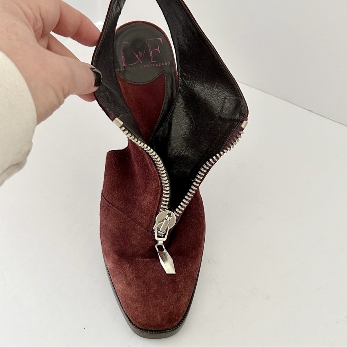 Diane von Furstenberg Suede Slingback Heels Shoe Pump Zip Burgundy Maroon Size 7