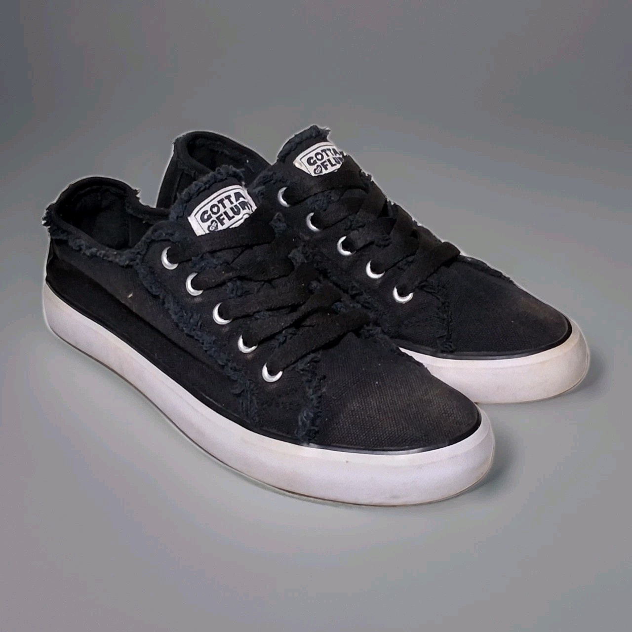 Womens Gotta Flurt Black Canvas Shoes • Size 7.5 Shabby Chic Punk Rock Style