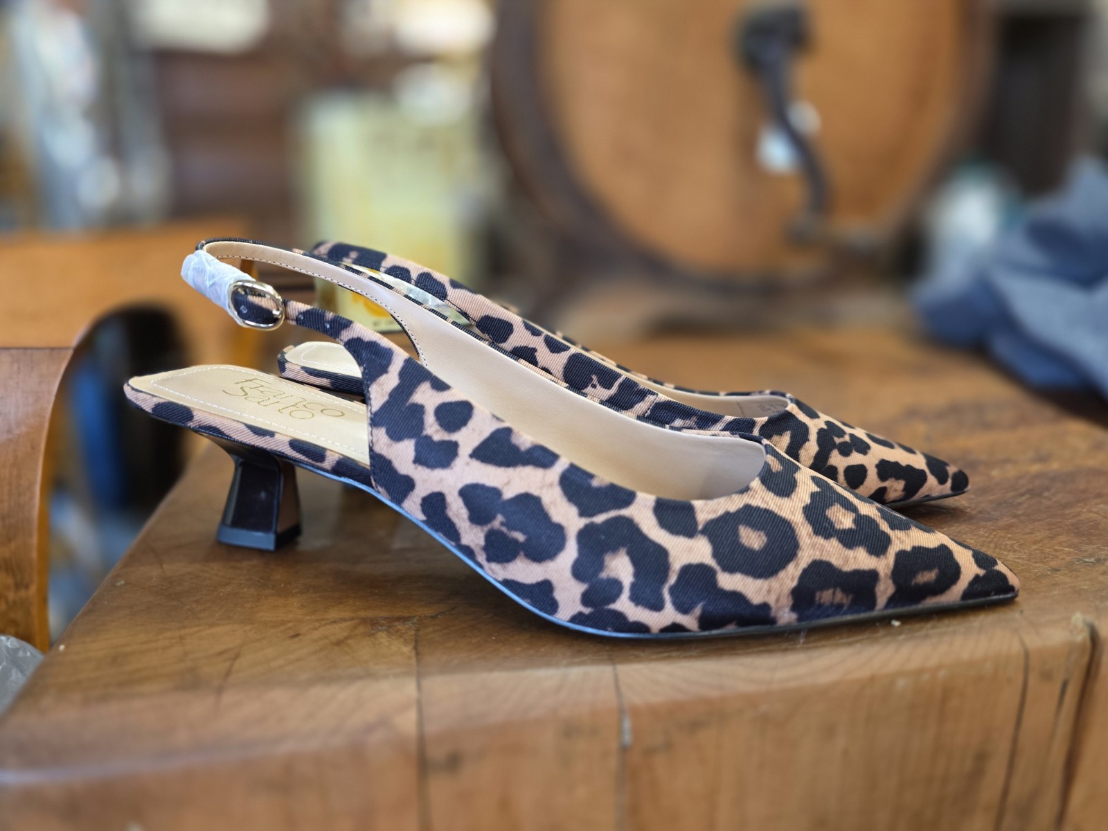 Franco Sarto leopard print slingback pumps Jaden pointed toe and kitten heel 8.5