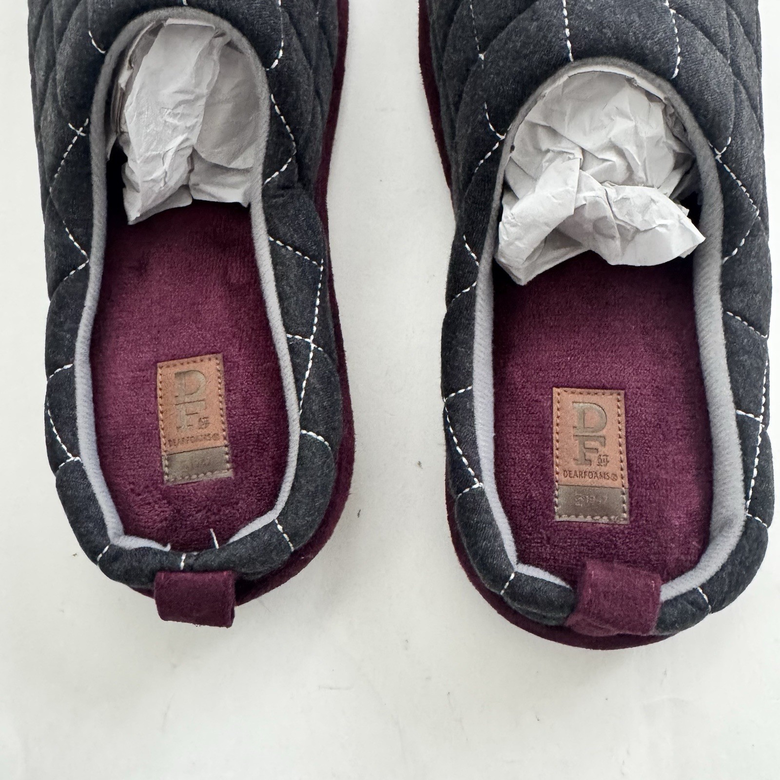Dearfoams Quilted Clog Slippers Men M 9-10 Charcoal Grey Maroon House Shoes