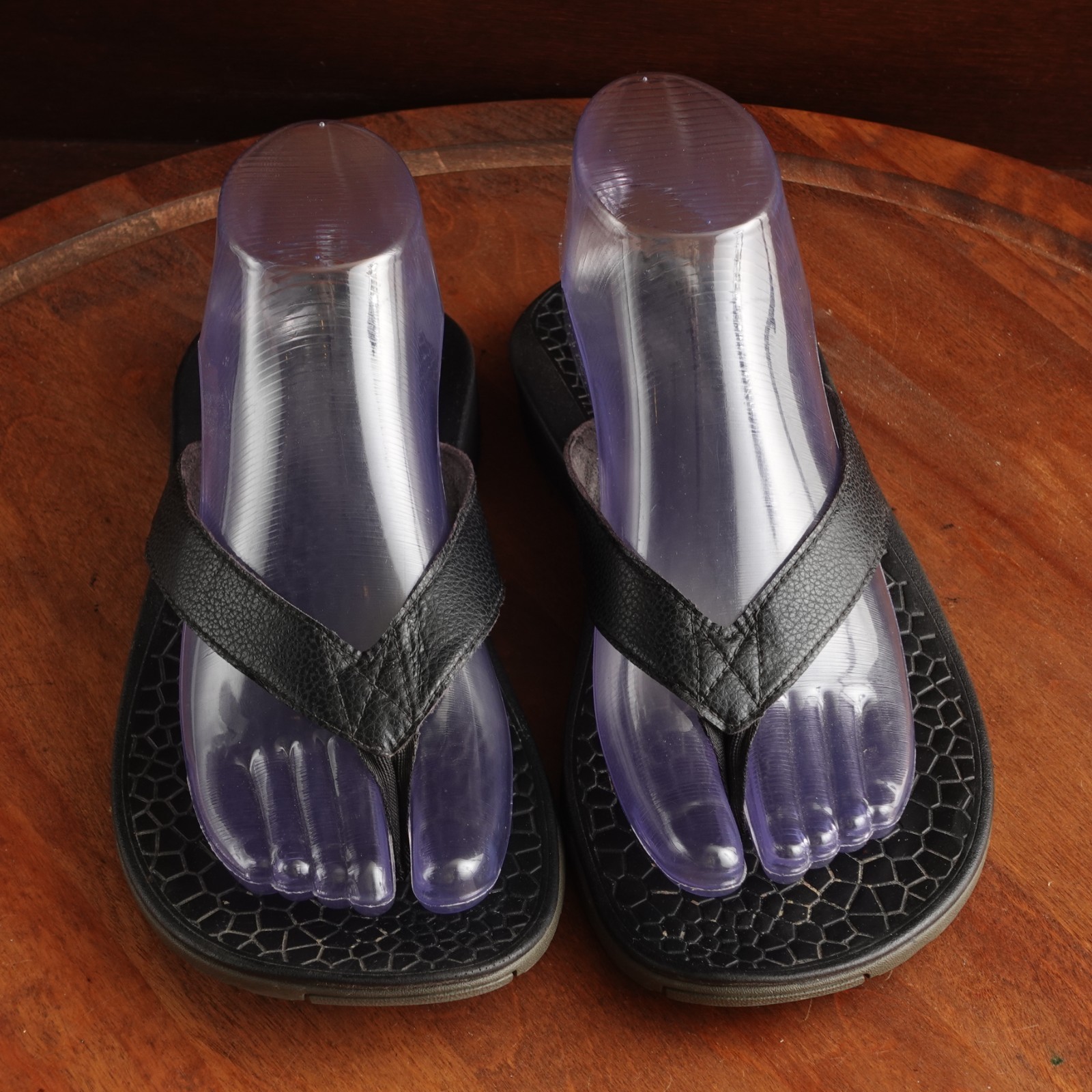 Chaco Sandals Womens Size 9 BLK Thong Outdoor Beach Coastal Pool Hiking Shoes