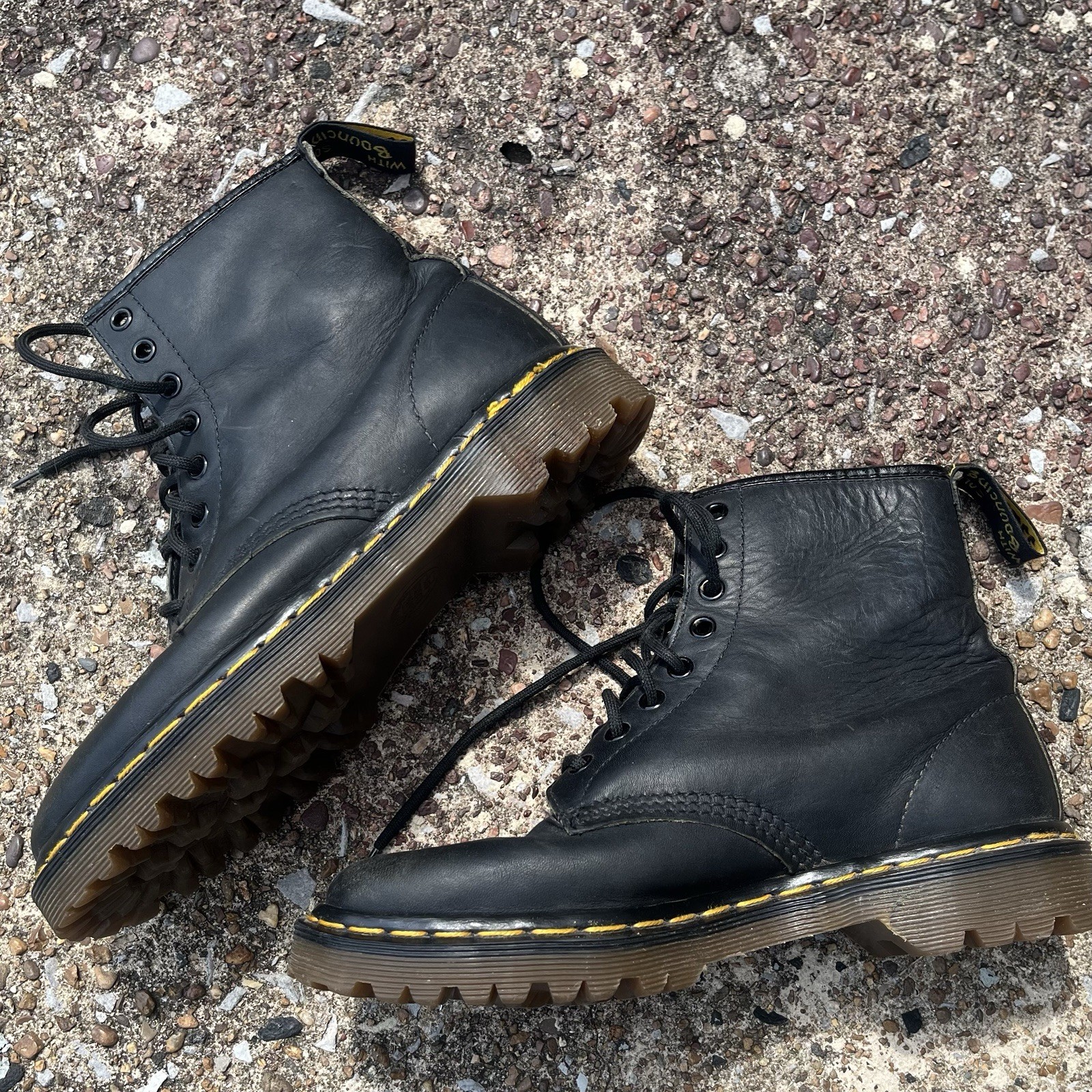 Vintage Dr. Martens 1460 Made England 80s Black Leather 8-Eye Boots UK 6 AirWair