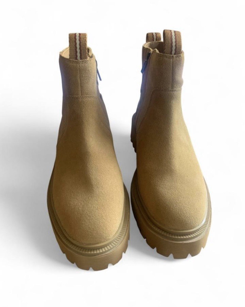 Madewell The Henry Lugsole Boot in Suede Sand Size 9 Chunky Fall