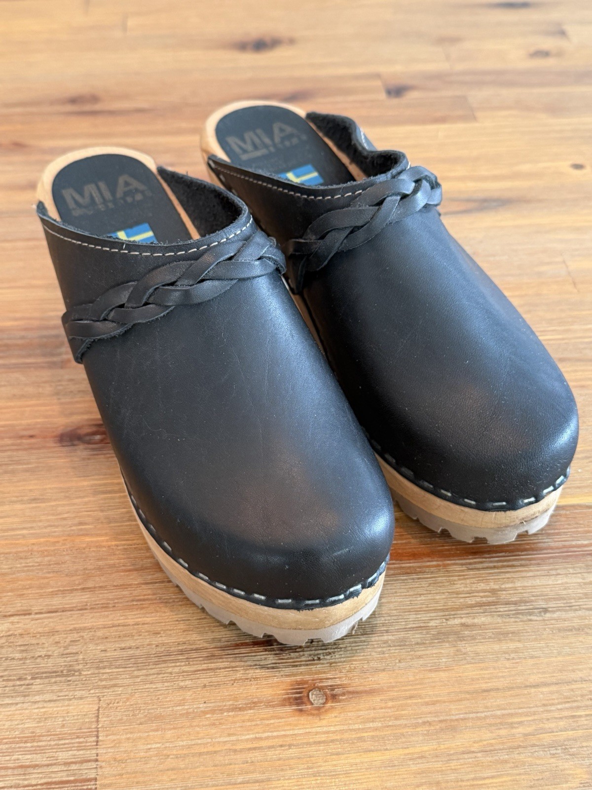 MIA Elsa Swedish Clogs Black Leather Wooden Platform Mules Womens 37 EU – 7 US
