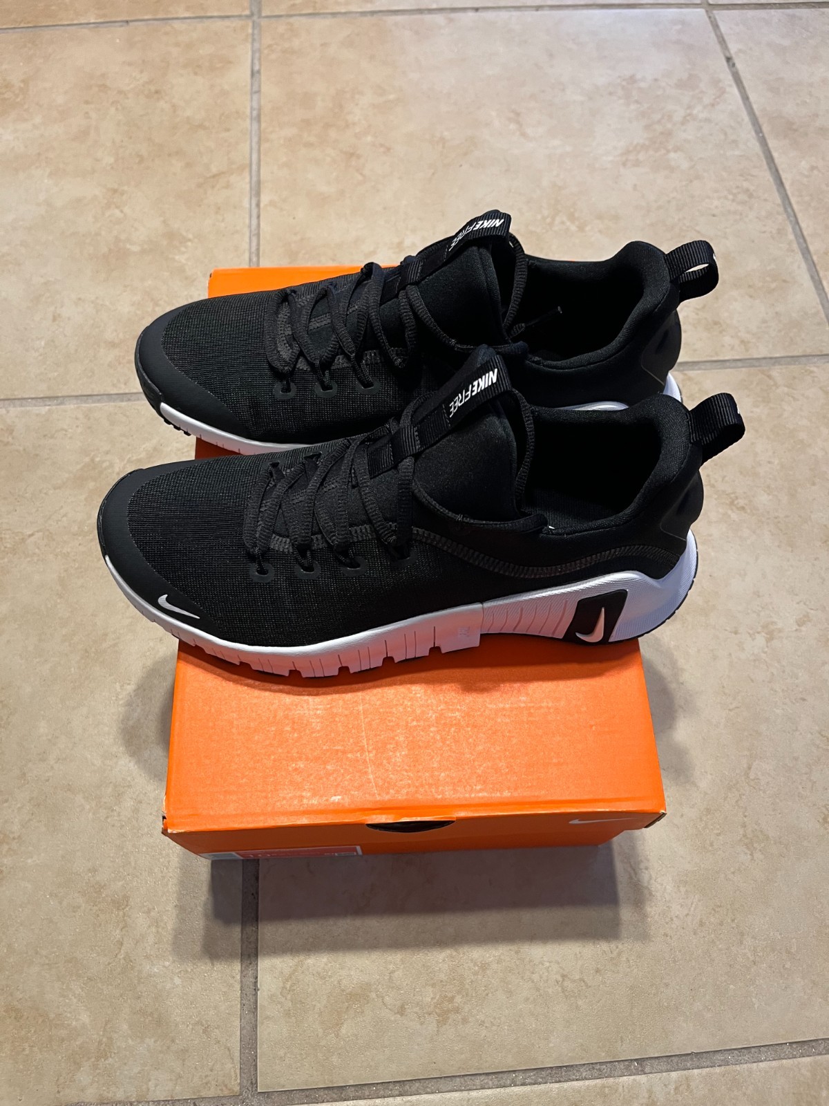 Nike Free Metcon 6 Black White Mesh WOMENS SIZE 10 FJ7126-001 Brand New