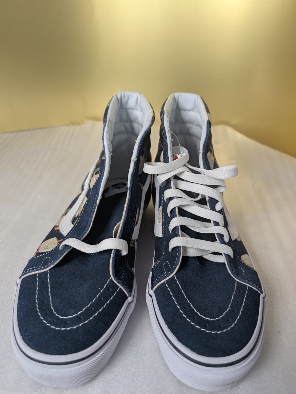 Vans SK8 High Top Blue Suede Hula Girl playing Ukulele Men’s 7, Women’s 8 1/2