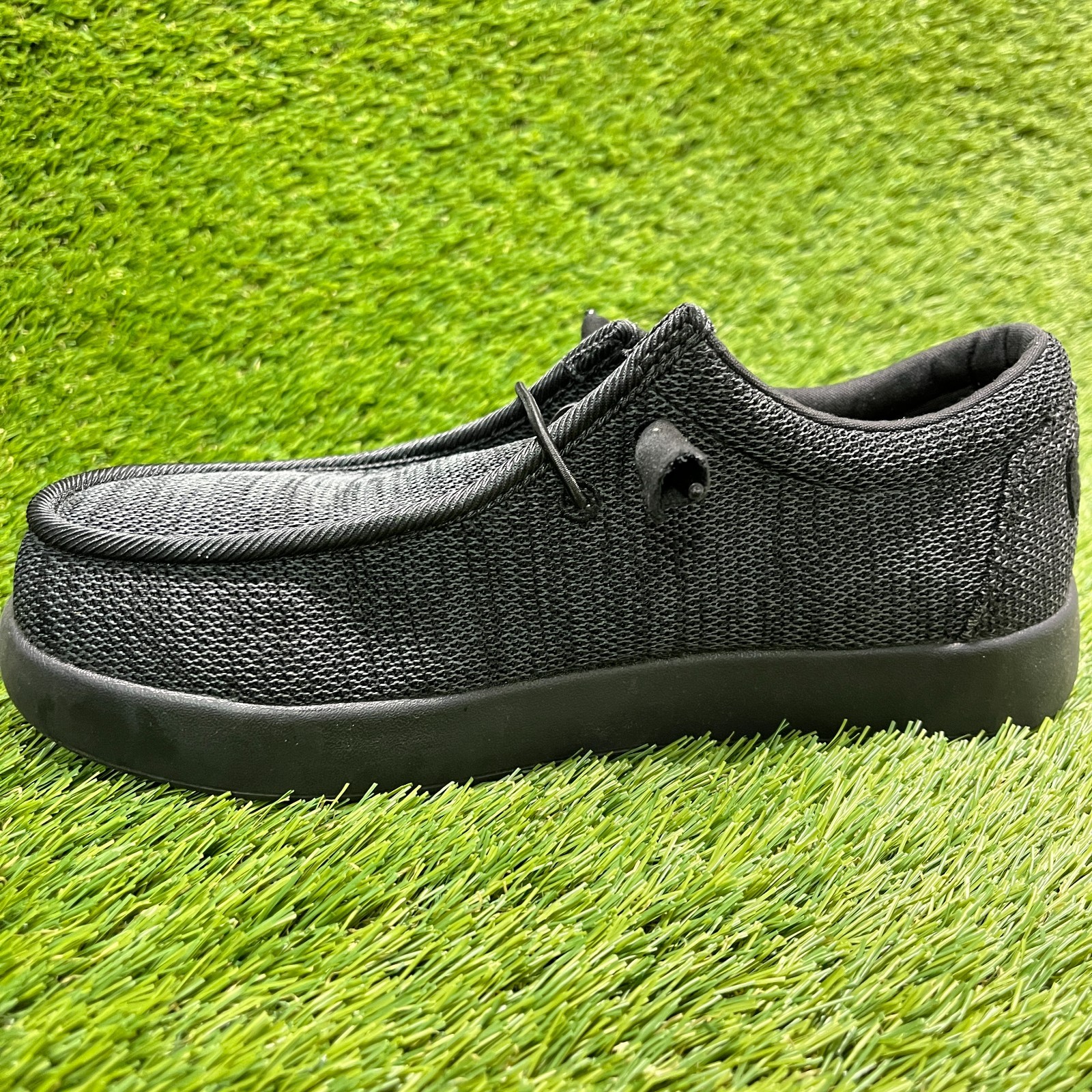 Volcom Chill Womens Size 7.5D Black Composite Toe Safety Work Slip-On Shoes