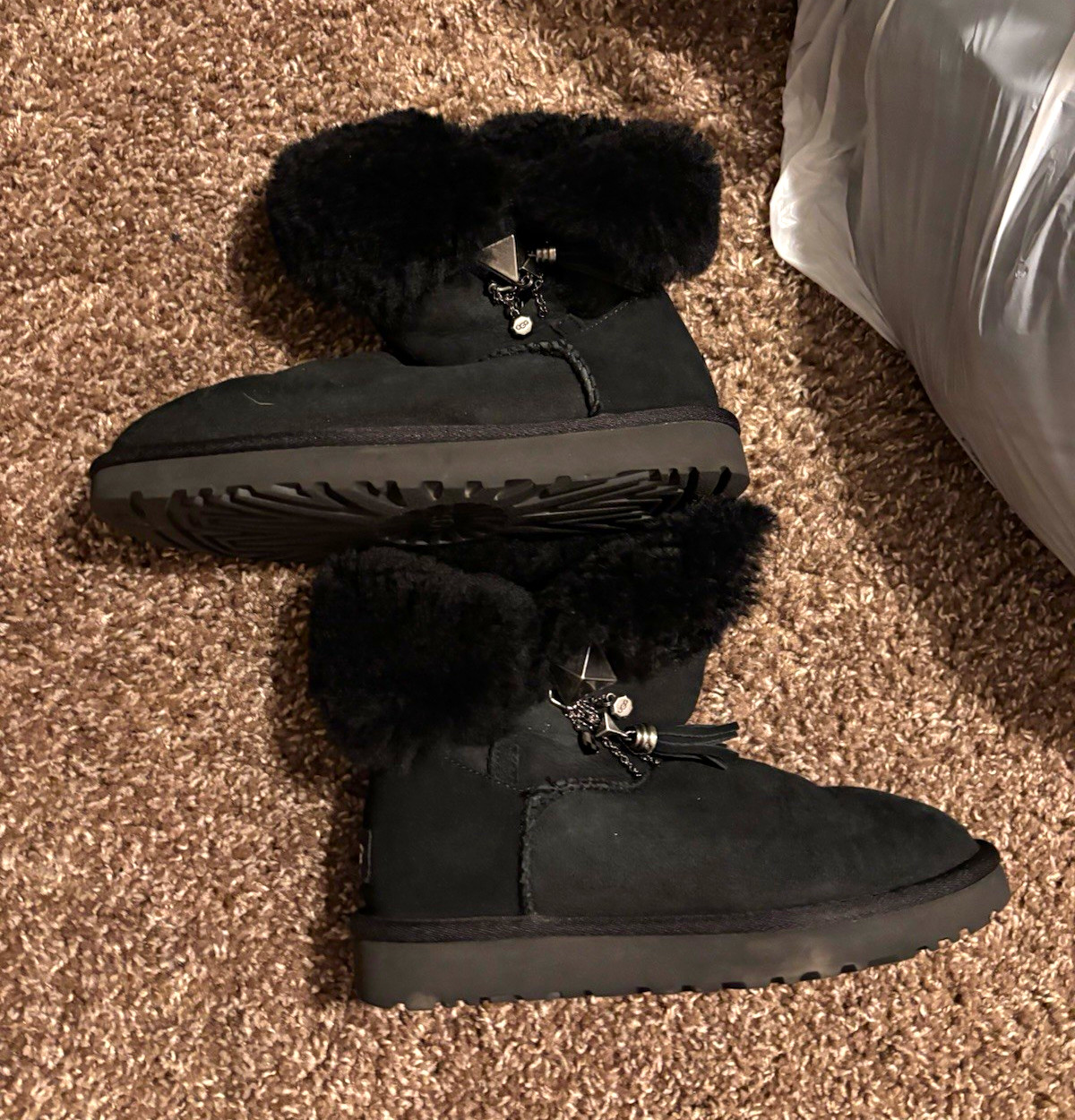 UGG Women’s Black Suede Ankle Bootie Fur Trim Round Toe Flat US 8