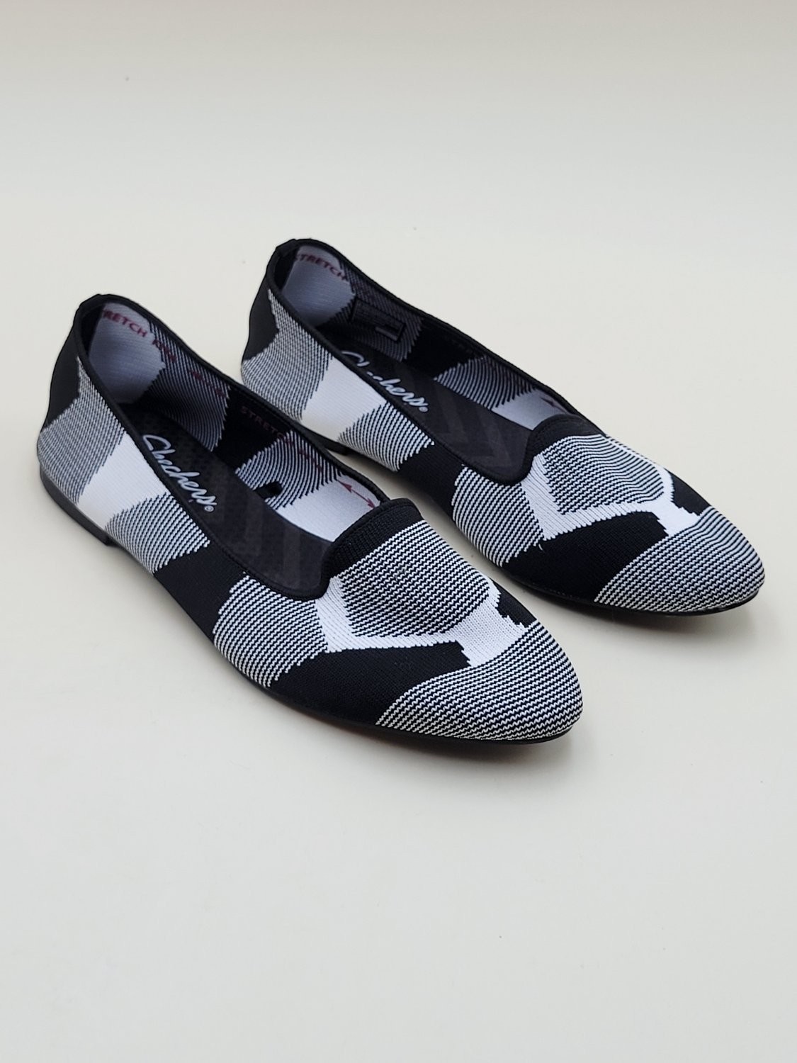 Skechers Cleo Sherlock Black White Geometric Chevron Knit Ballet Flats Size 8.5