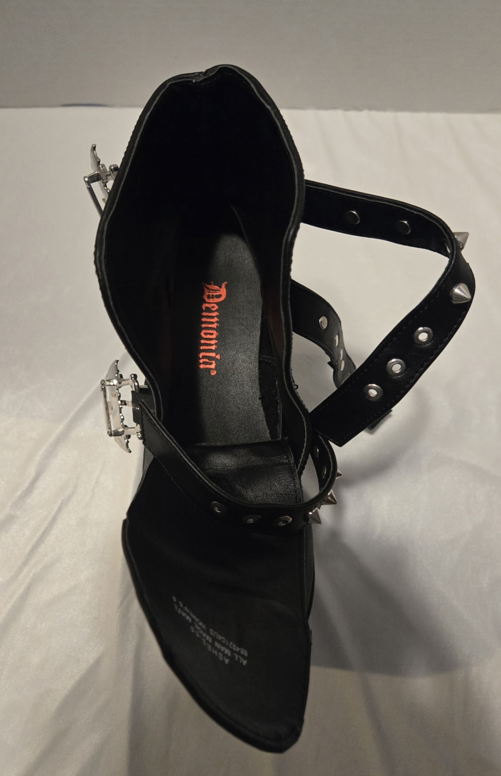 DEMONIA Womens ASH55/BVL Chunky Vegan Black Bat Buckles Platform Ankle Boot Sz 6