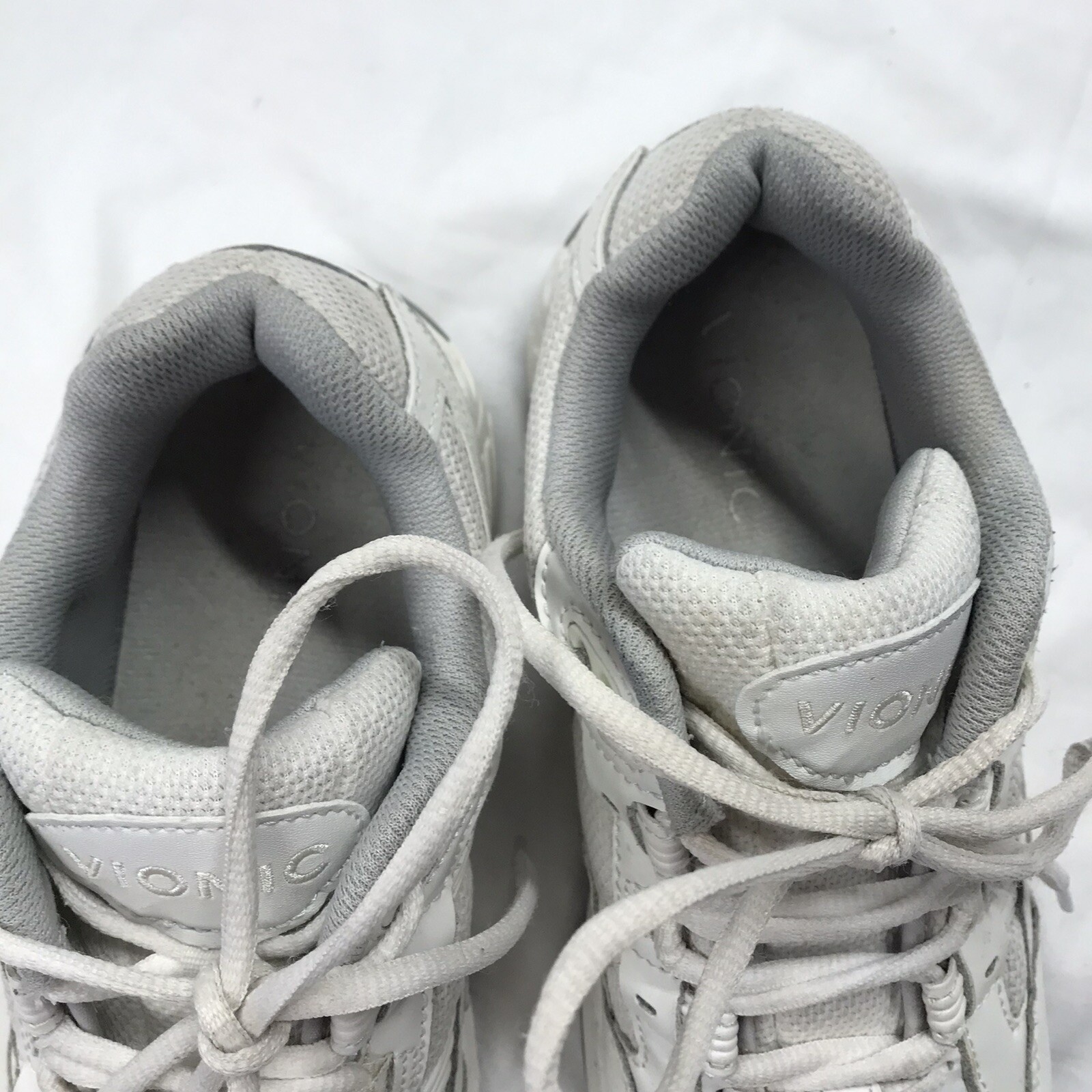 Vionic Womens 23 Walk White Gray Walking Tennis Shoes Sneakers 6.5 Medium (B,M)