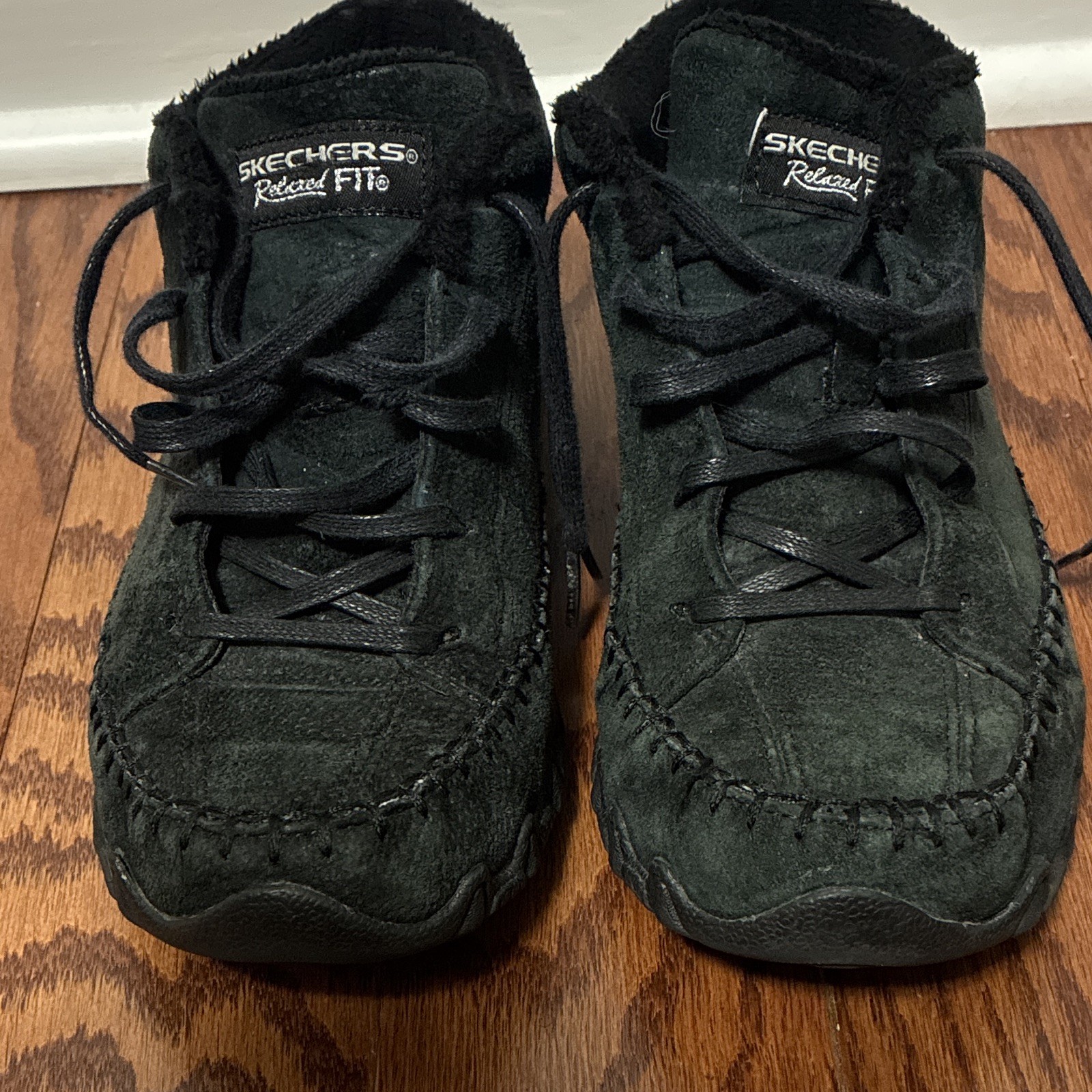 SKECHERS Relaxed Fit Chukka Shoes Black Faux Fur Lined Memory Foam Lace Up 6