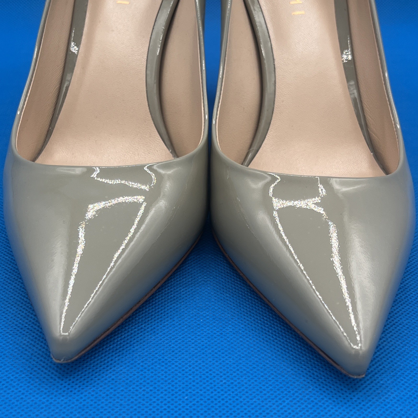 M. Gemi Women’s SIZE 39/US 8.5 beige Leather smooth glossy Heels