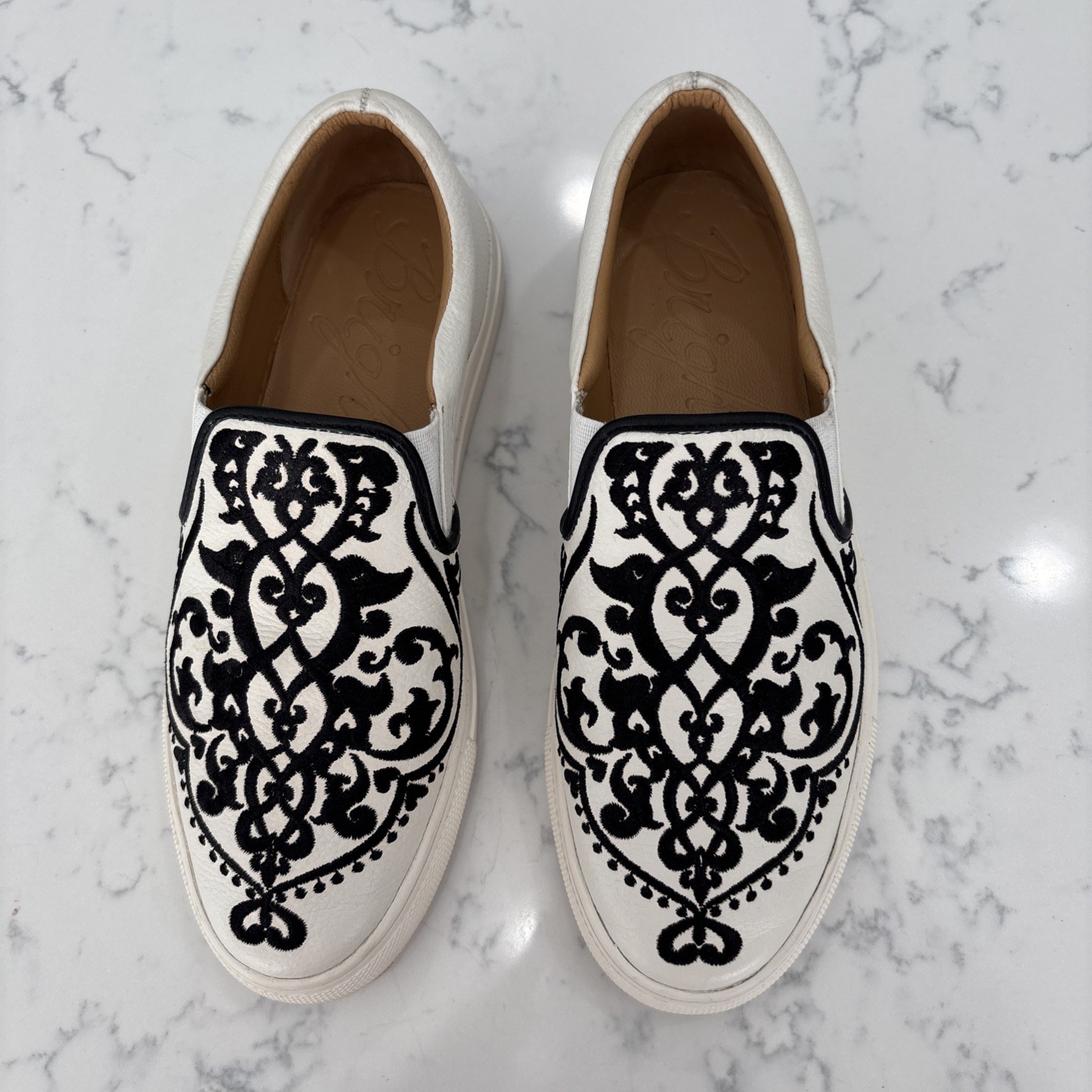 Brighton Moor Casablanca White Embroidered Luxe Leather Sneakers Women’s Size 7