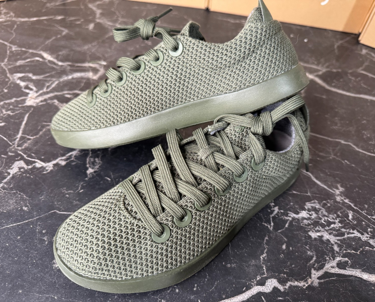 NEW ALLBIRDS TREE PIPER THUNDER GREEN SHOES CASUAL LACES WALKING WOMENS SIZE 10