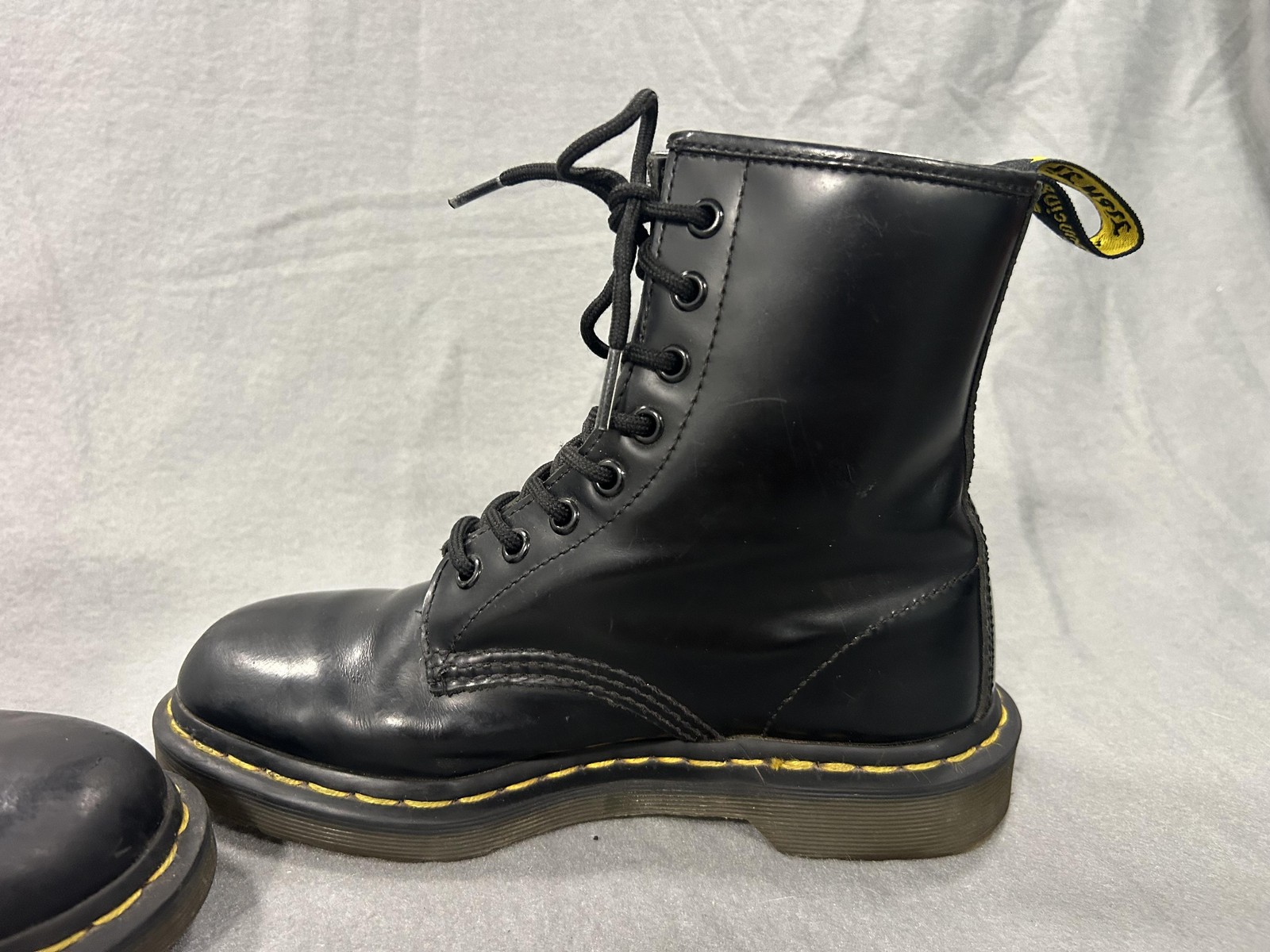 Dr. Martens Boots Women’s 6 Black Leather Combat Ankle 8 Eyes Punk Grunge