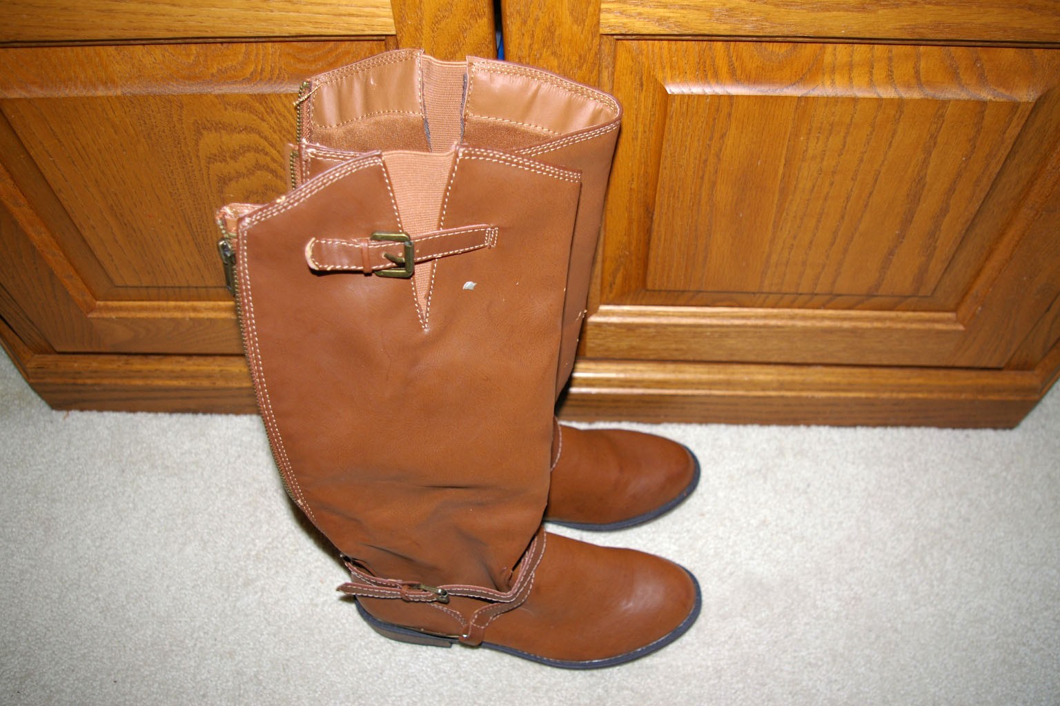 SM New York Dixie Tall Riding Boots Brown Zipper Strap Buckle Women 8 NWOB FLAWS