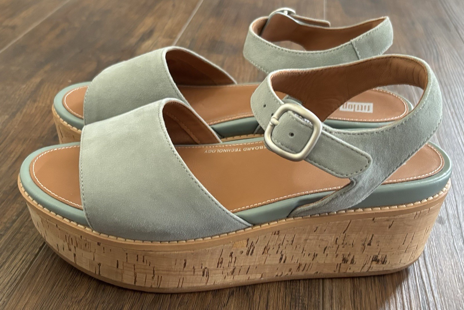 FitFlop Womens Eloise Cork-Wrap Leather Wedge Sandals Back-Strap Mint Green Sz 9