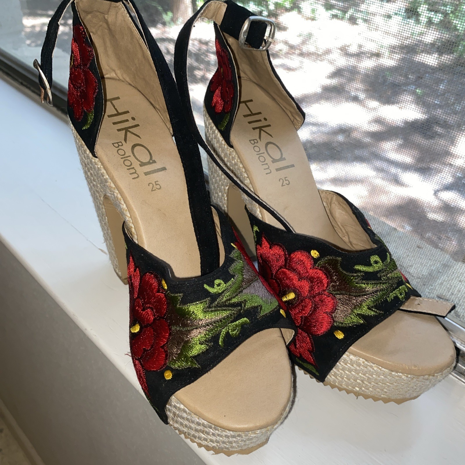 Hikal Bolom Womens Floral Design Hand Threaded Heel Size 8