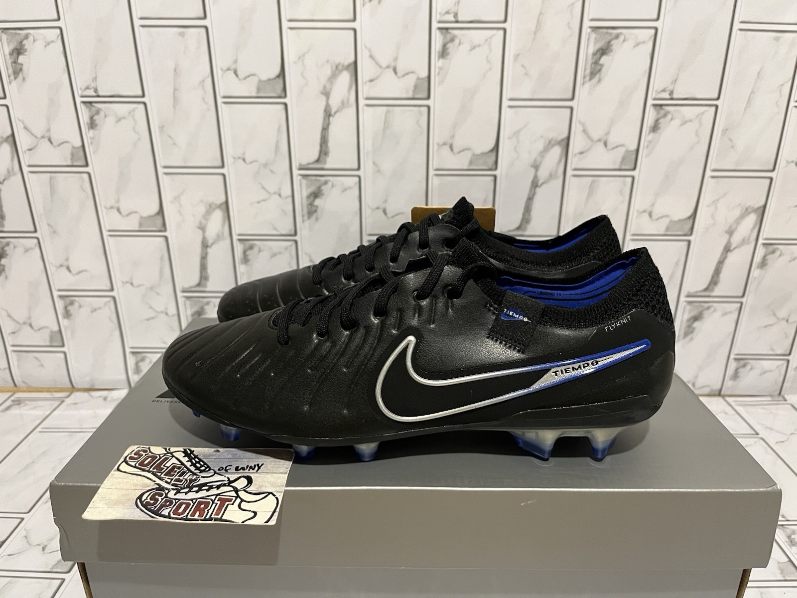 New Nike Tiempo Legend 10 Elite FG ACC Soccer Cleats Black Royal Blue Womens 8