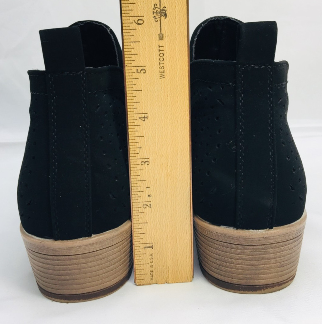VEPOSE Black Women’s Cut-Out Slip On Ankle Booties Faux Suede Leather Size 8.5W