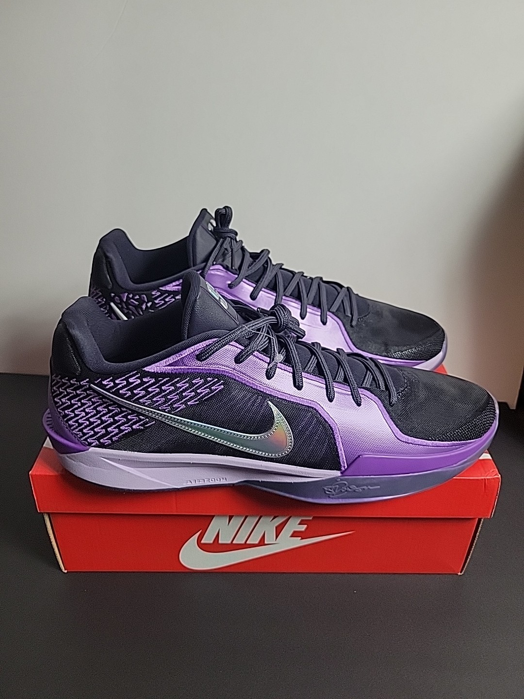 NIKE WMNS SABRINA 2 COURT VISION CAVE PURPLE RASPBERRY FQ2174-500 SIZE 19.5 / 18