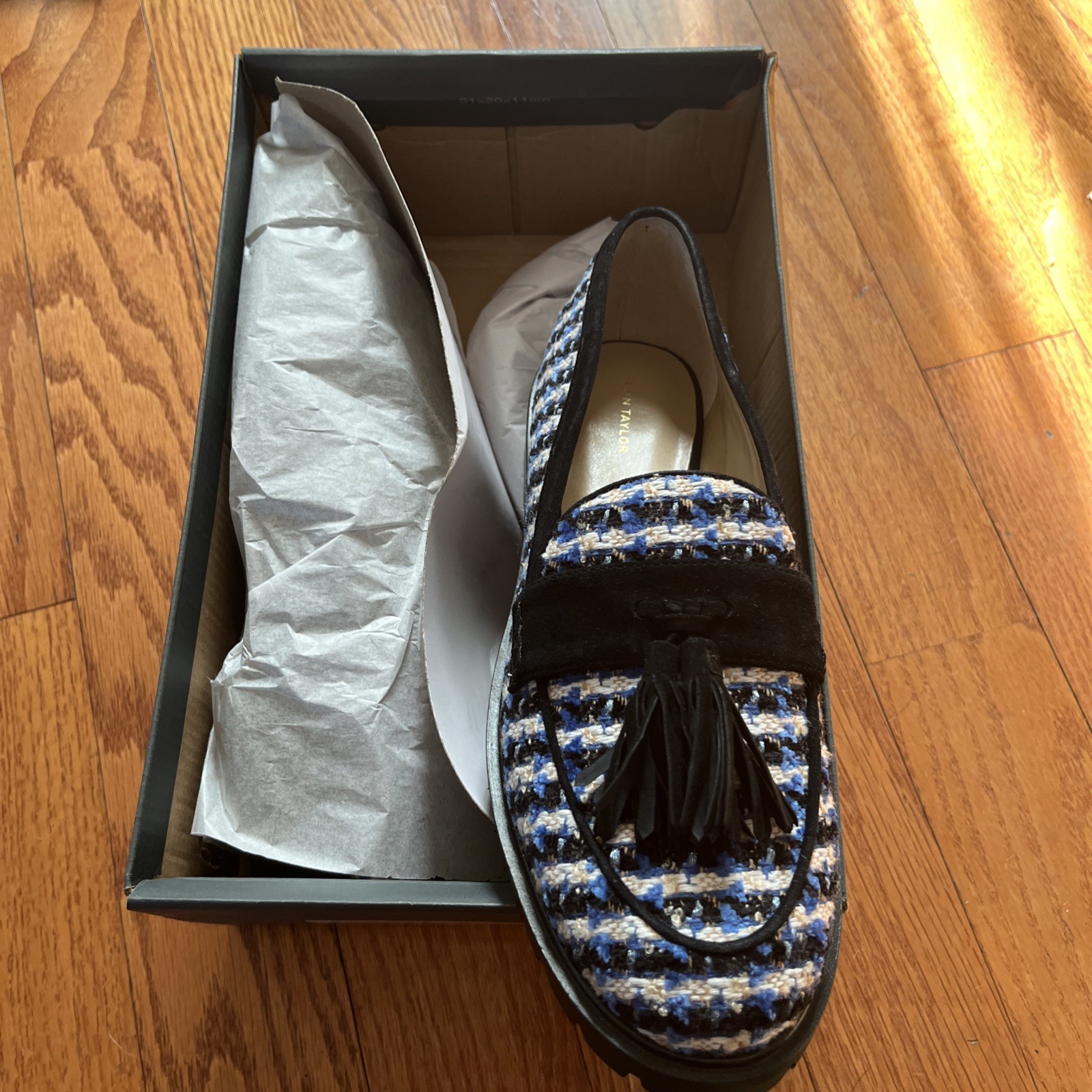 Ann Taylor houndstooth tweed loafers sz 9 black blue white new shoes