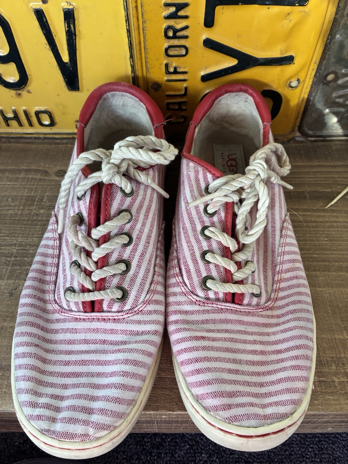 UGG Eyan Striped Nautical Canvas Sneakers Womens 9
