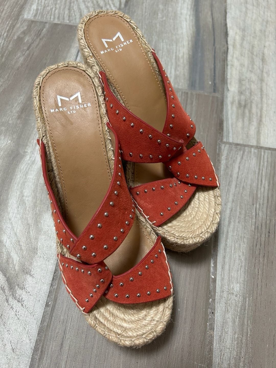 MARC FISHER Red Suede Studded MLANGELINA Espadrille Wedge Platform Sandals Sz 7