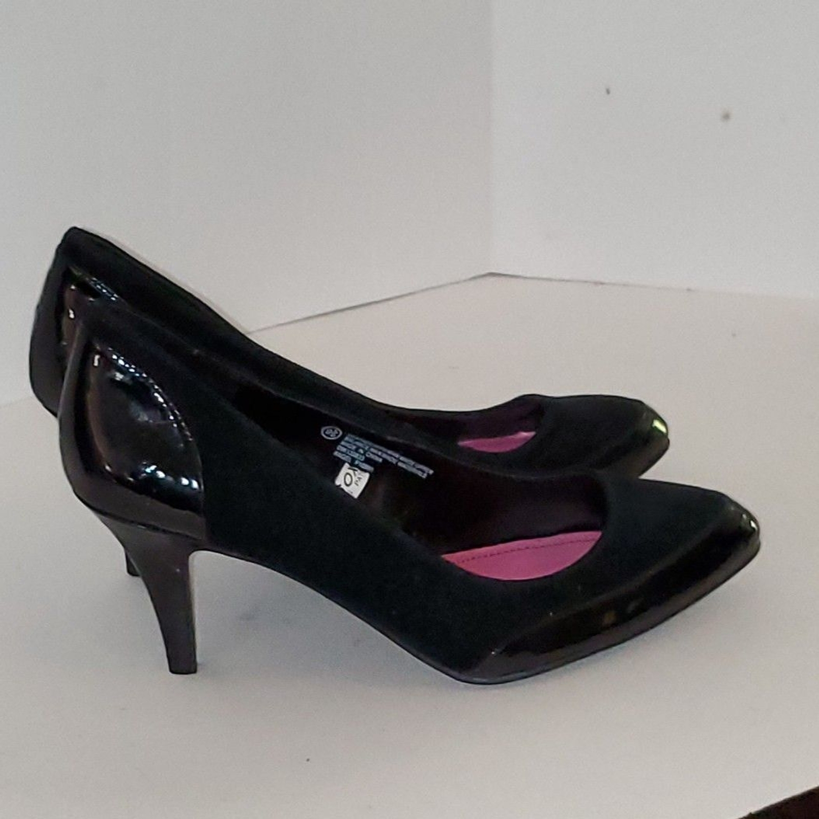 Isaac Mizrahi For Target Women’s Pumps Black Suede and Faux Patent Leather 9.5