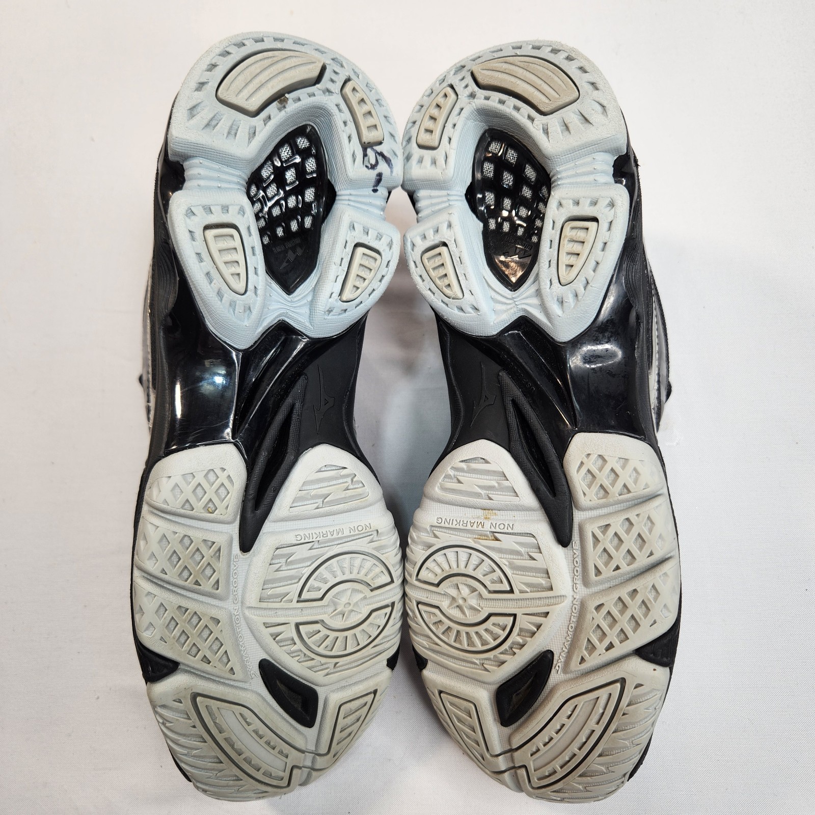 Mizuno Wave Bolt 7 Shoes Womens 9 Black Athletic Volleyball Sports Sneakers