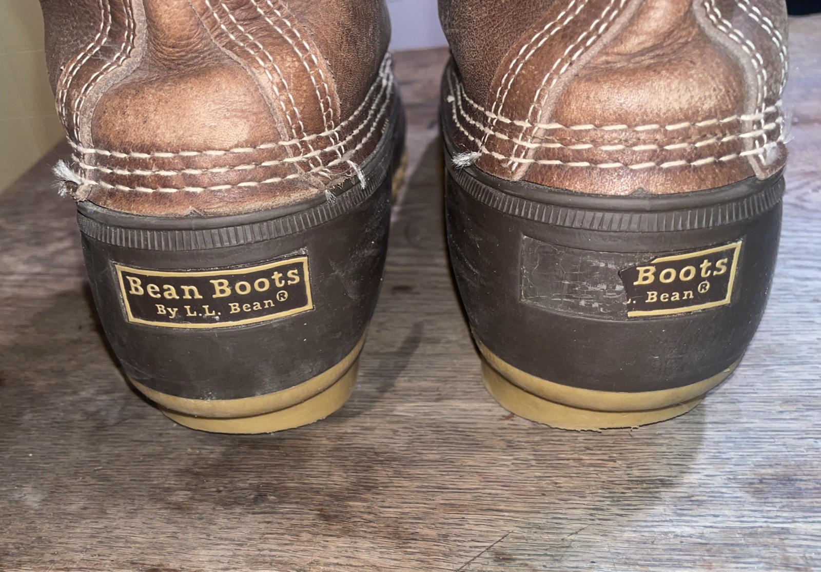 L.L. Bean 10″ Duck Snow Rain Boot Shearling Lined Lace Up Size 9-10 USA Rare
