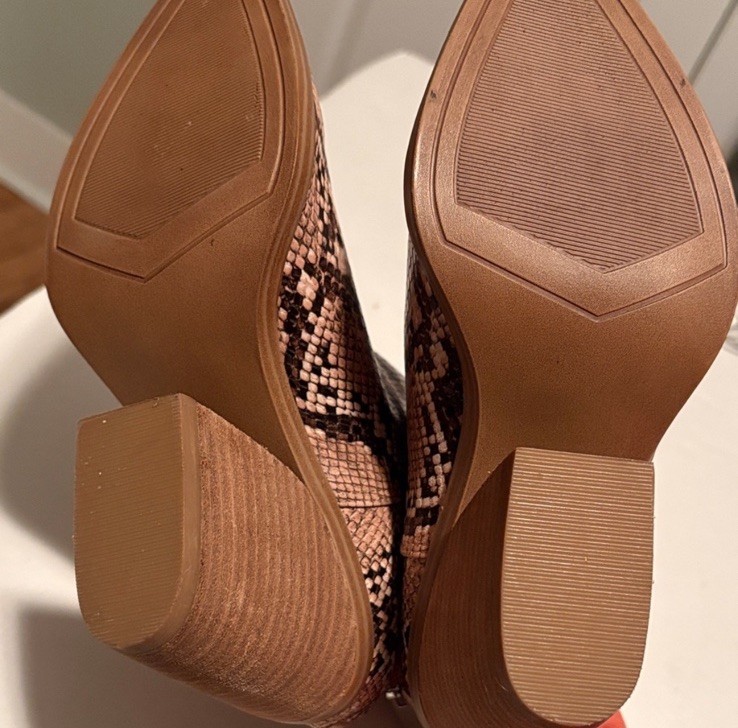 Steve Madden Women’s Snakeskin Print Ankle Booties Size 7