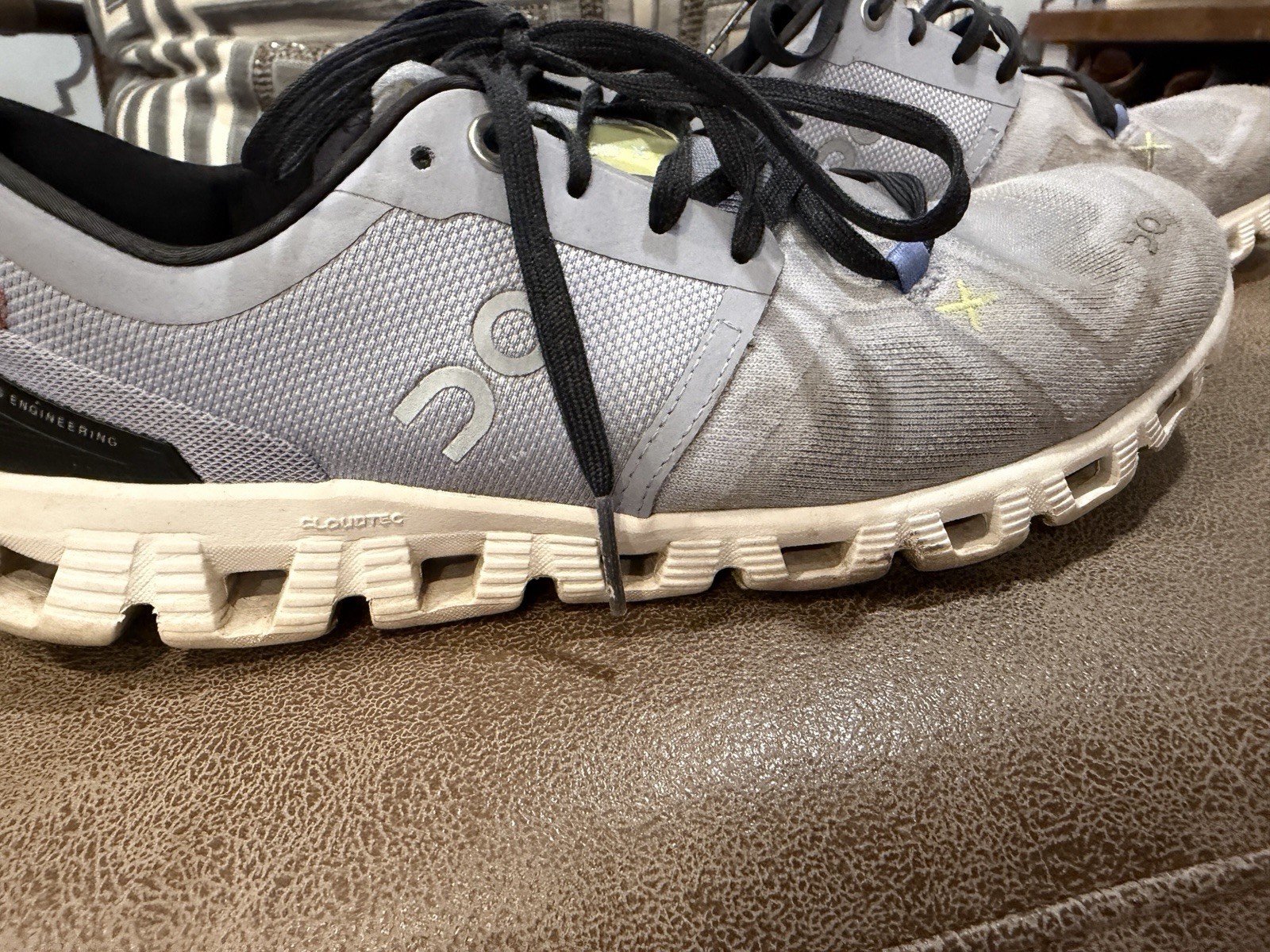 Women’s On Cloud Sneakers 7.5