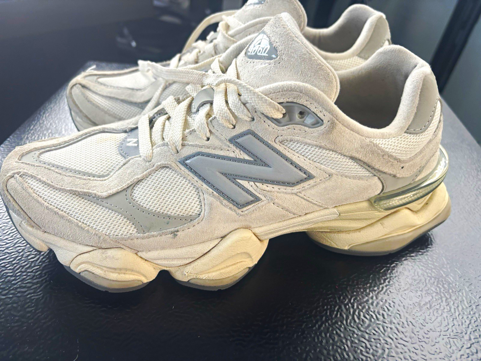 New Balance 9060 Men’s Gray/White Low Top Lace-Up Athletic Sneaker