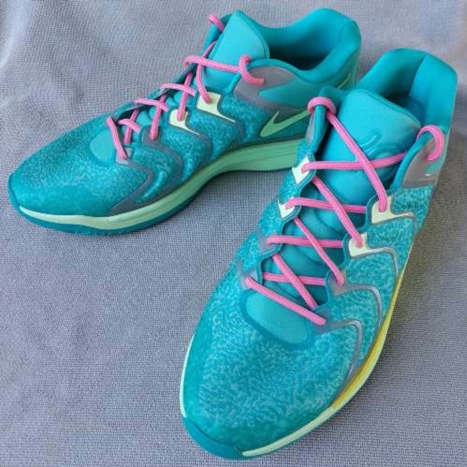 Nike Women’s KD 17 Jonquel Jones Bahamas Size 19.5 Vapor Green HV1945-300 New