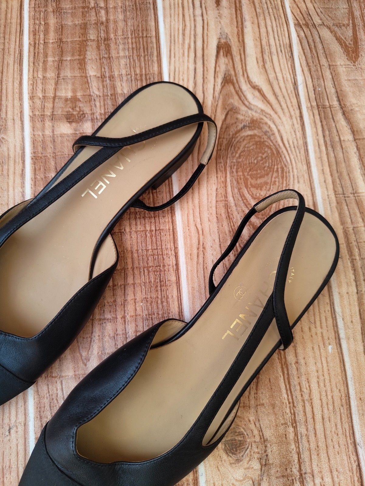 CHANEL Slingback Grosgrain CC Cap-toe Black Leather Flats EU 40 US 9.5