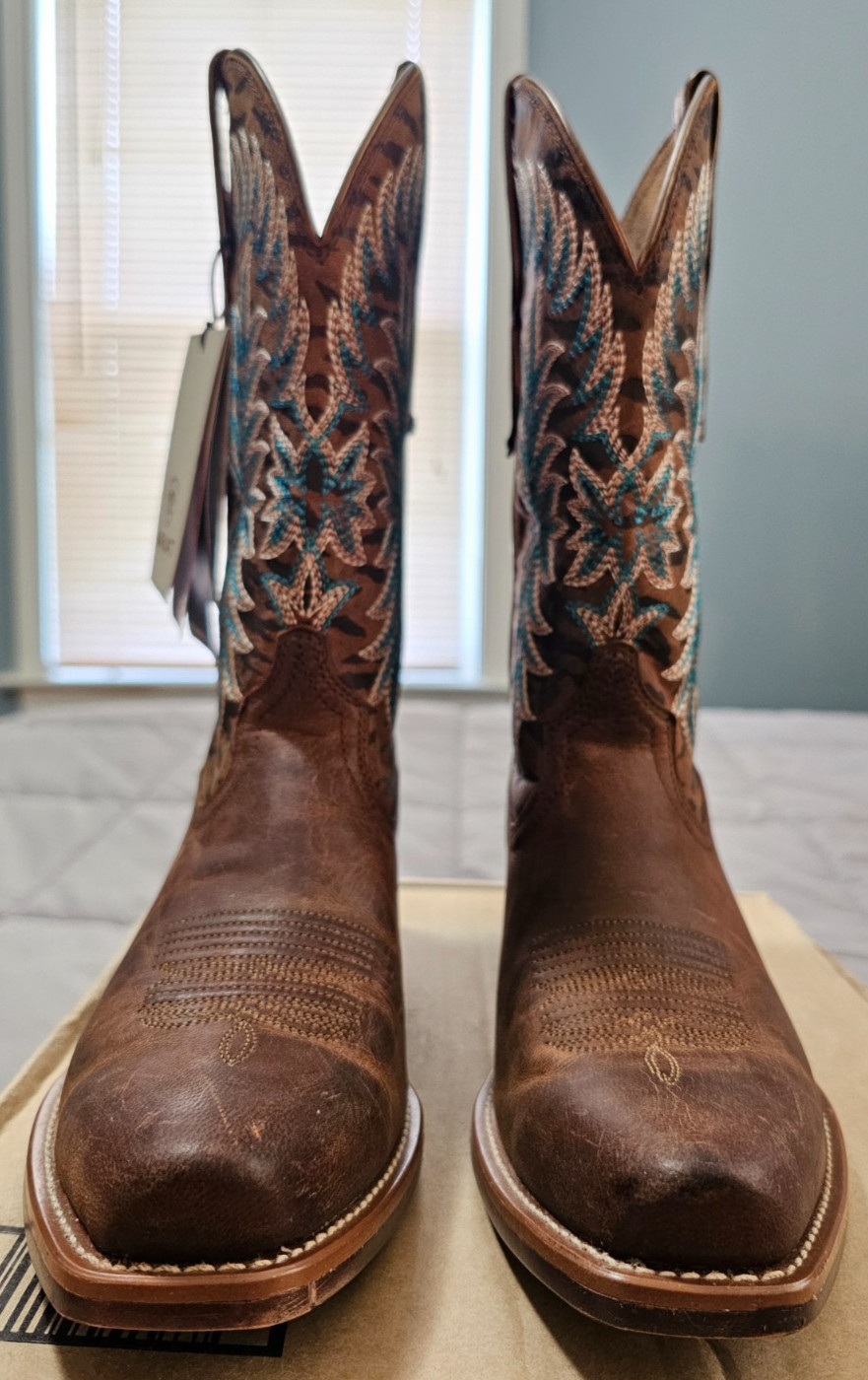 Ariat® (Women’s 7.5 B) Beaumont™ K Toe Western Boot in Sassy Brown/Tiger – $220
