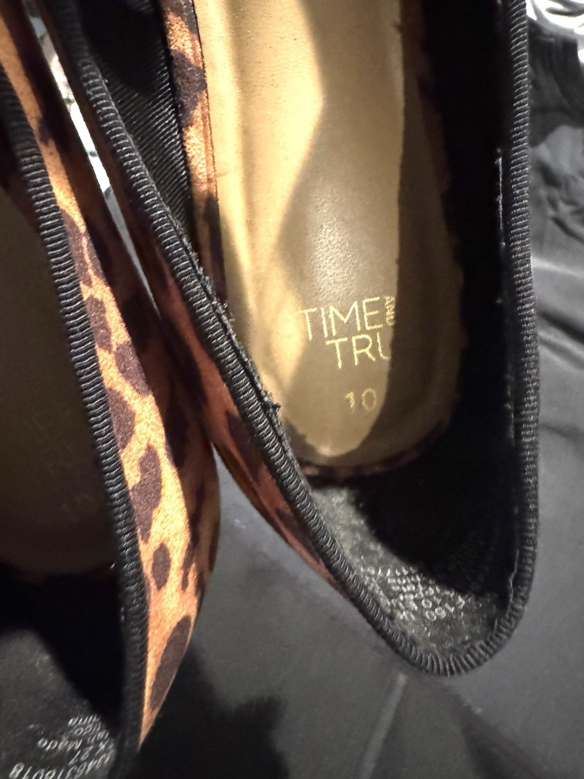 New Time and Tru Women’s Mary Jane Leopard Print Faux Leather Flats Size 10