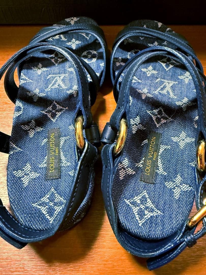 Louis Vuitton Monogram Denim Sandals Flat US 6.5 EU 36 Navy Gold Metal LV Logo
