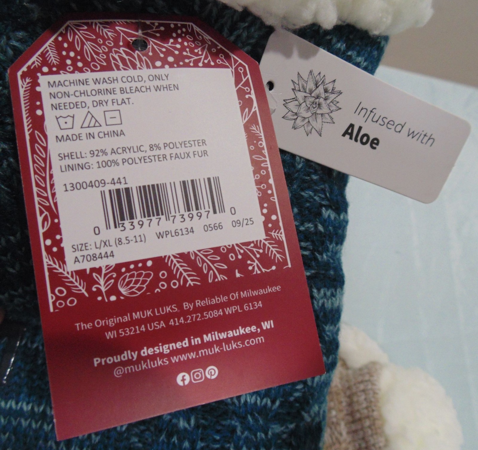 NWT 2 pr MUK LUKS Short Slipper Socks L/XL (8.5 x 1) Infused w/ Aloe Green Tan
