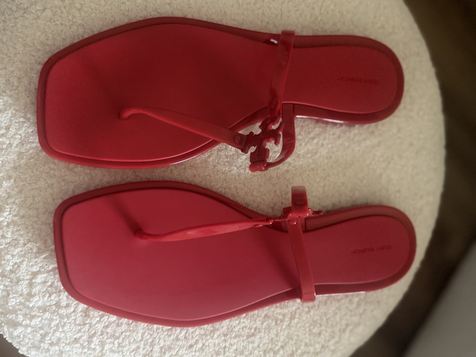Tory Burch Red Solid Thong Sandals Buckle Accent Women’s US 11 Synthetic