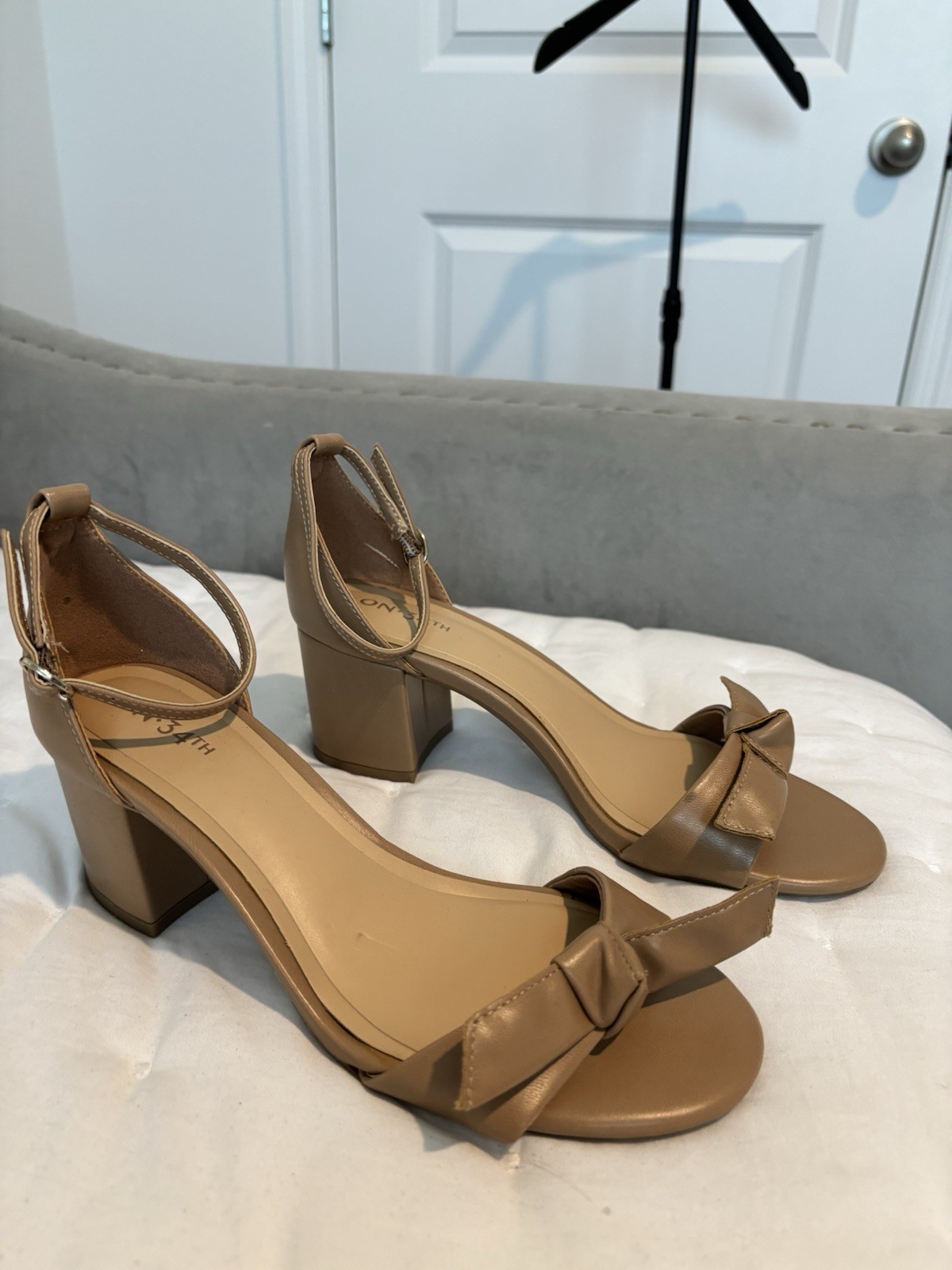 ON 34TH Beige Strappy Ankle Strap Bow Open Toe Block Heel Sandals 7.5