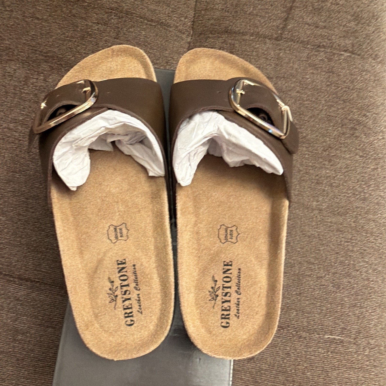 Greystone women’s Brown Leather Buckle Slide Sandals Solid Pattern Size 7